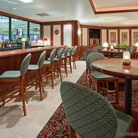 La Quinta By Wyndham Madison American Center 